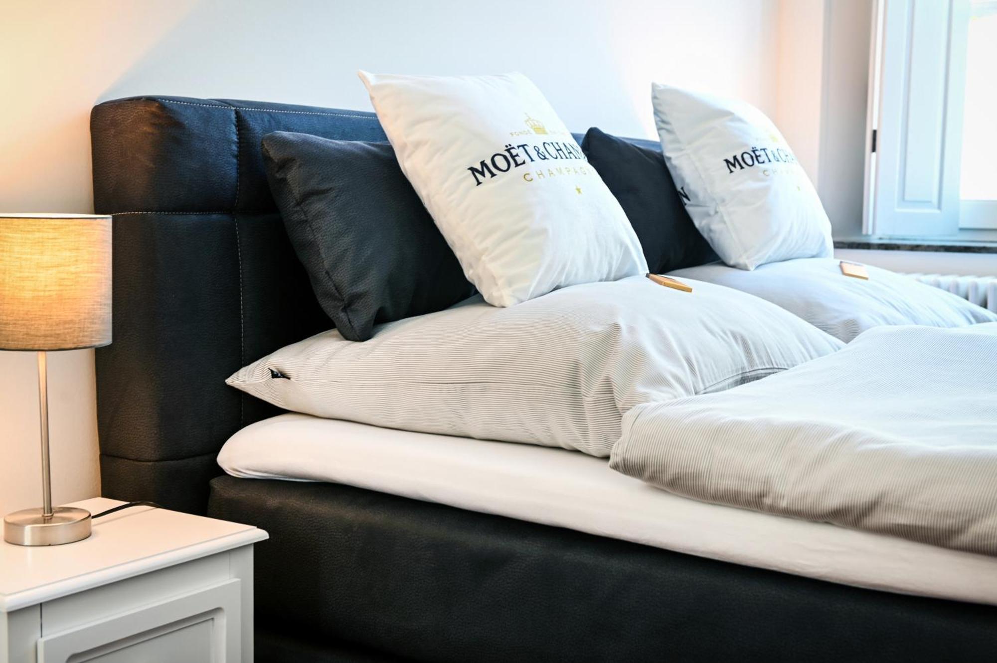 Roemer-Apartment Im Herenhaus Rheinblick 크산텐 외부 사진